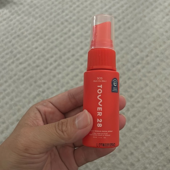Tower 28 facial spray - Picture 1 of 2